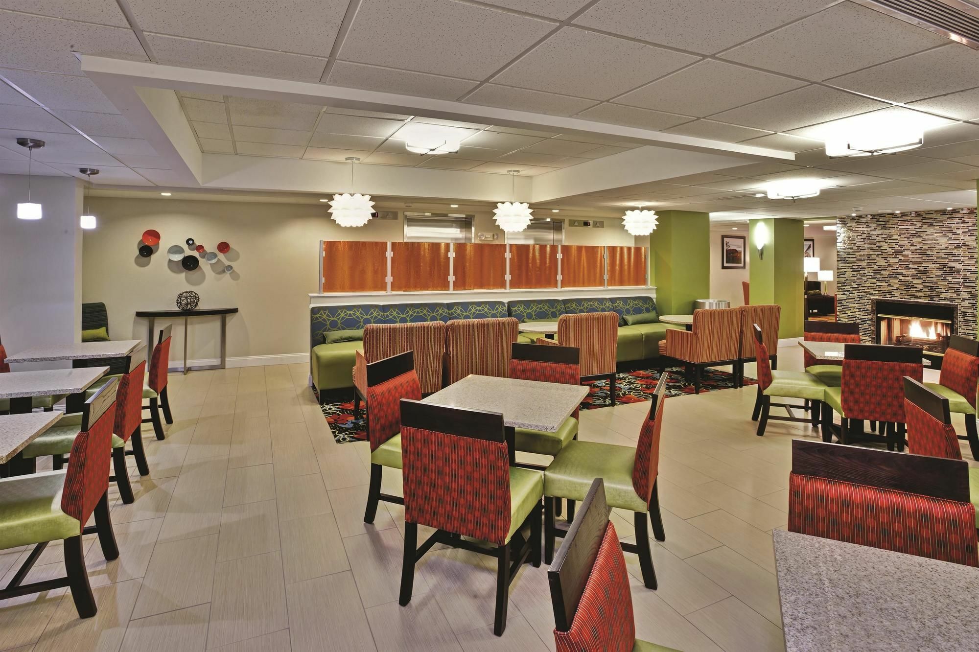 La Quinta Inn & Suites - New River Gorge National Park Summersville Eksteriør bilde